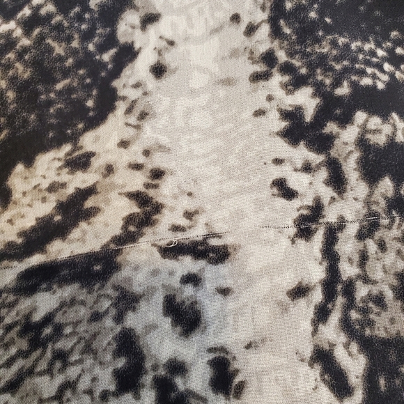 SNAKE print top - Picture 2 of 7